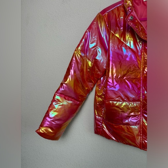 💥12/3 HOST PICK!💥 NWT Jodifl Holographic Pink and Yellow Puffer Jacket S - Picture 4 of 10